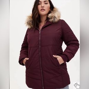 Torrid maroon/wine red puffer jacket. Cold weather coat
